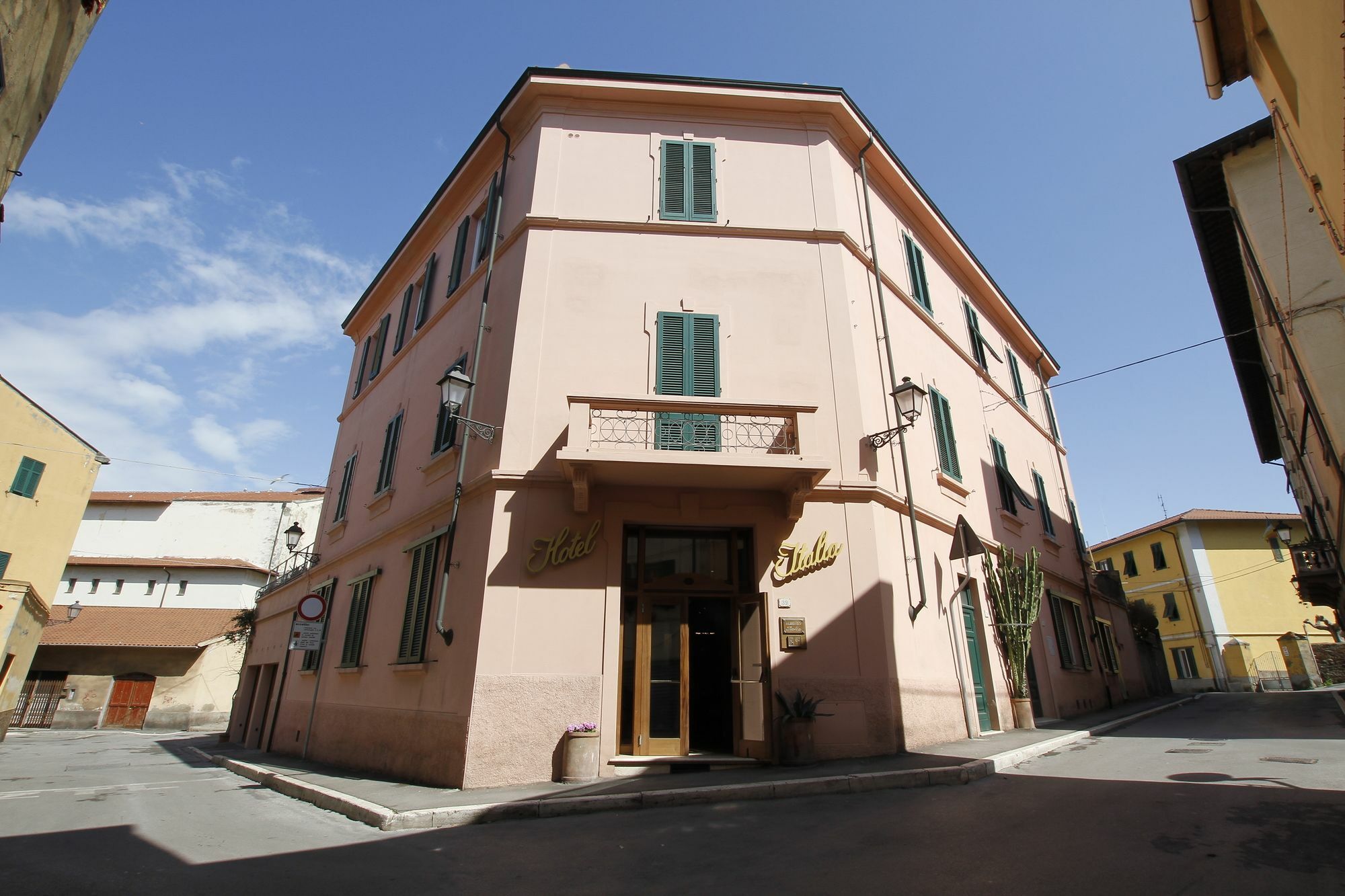 Albergo Italia Piombino Exterior photo